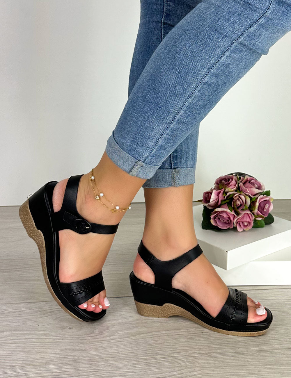 Sandalias Cato - Negras