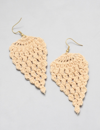 Pendientes color caqui - Beis