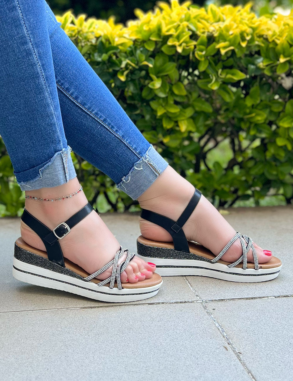 Sandalias Cristiana - Negras