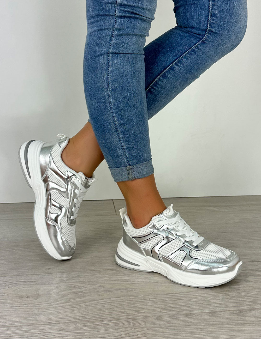 Zapatillas Gata - Plateados