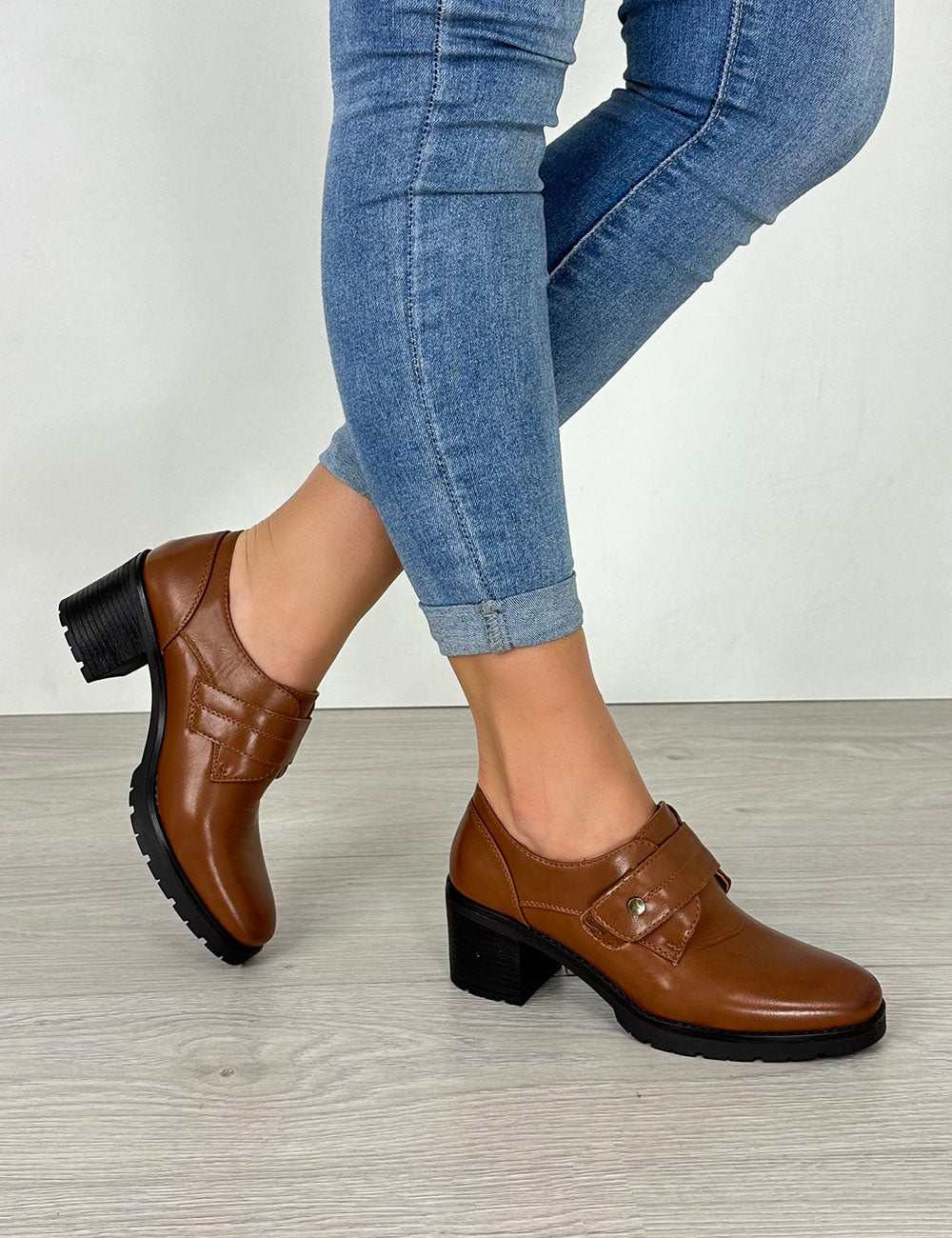 Zapatos Sari - Camel